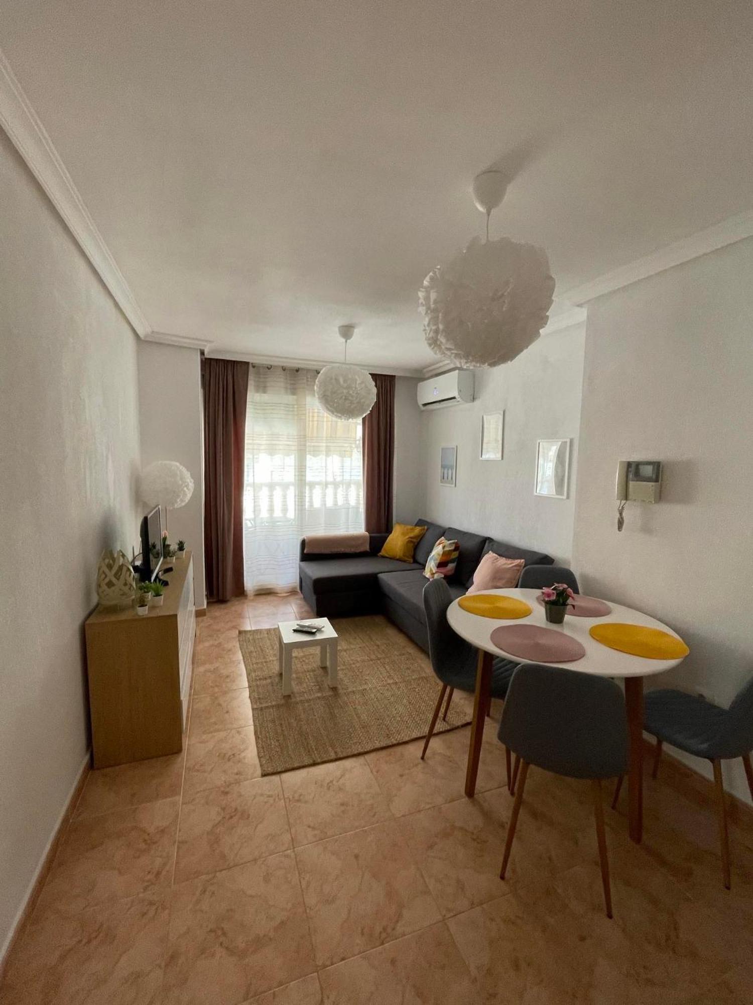 Charming Apartment 500M To Cura Beach Torrevieja Eksteriør bilde